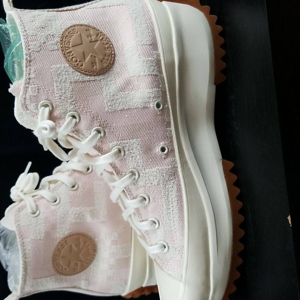 New Pink Converse Ladies 12